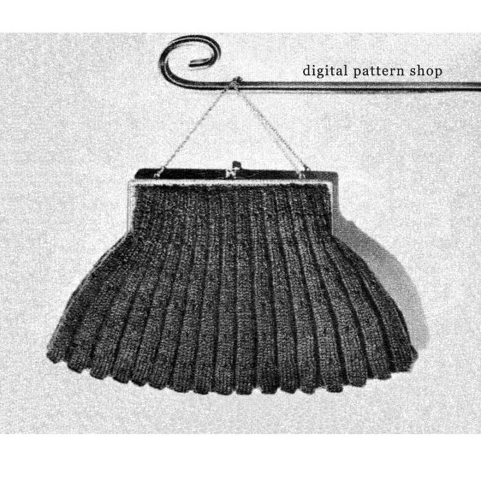 Ribbed purse knitting pattern K02